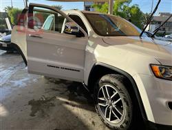 2020 جيب جراند شيروكي