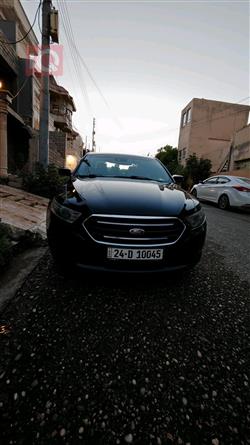 Ford Taurus 2017