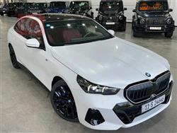 BMW 5-Series 2025