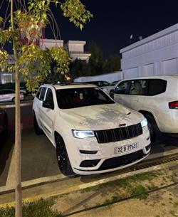 2021 جيب جراند شيروكي