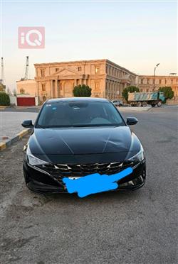 Hyundai Elantra 2023