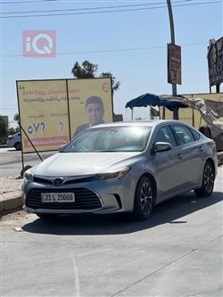 2017 تويوتا أفالون