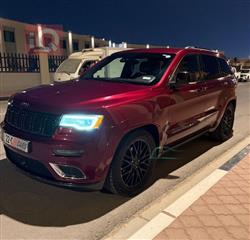 2018 جيب جراند شيروكي