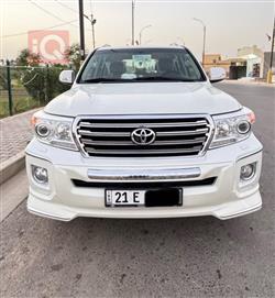 2015 تويوتا لاندكروزر