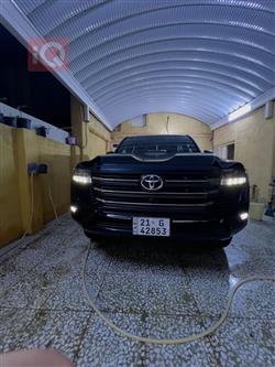 Toyota Land Cruiser 2024