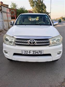 Toyota Fortuner 2011