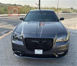 Chrysler 300 2023
