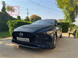 2022 مازدا 3