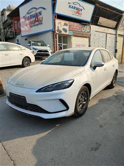 BYD Seal 05 DM-i 2025