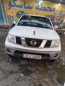 2011 نيسان نافارا