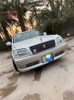 Toyota Crown 2000