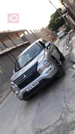 2022 ميتسوبيشي اوتلاندر