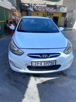 Hyundai Accent 2015