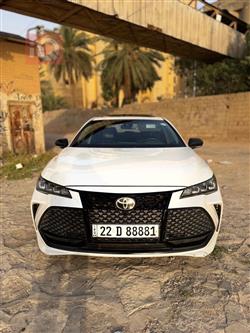 2019 تويوتا أفالون