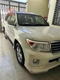 2014 تويوتا لاندكروزر