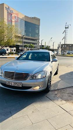 Mercedes-Benz S-Class 2005