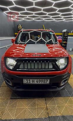 2018 جيب رينيجيد