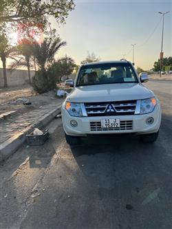 Mitsubishi Pajero 2014