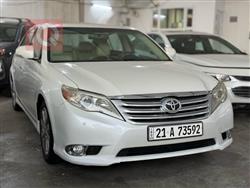 2012 تويوتا أفالون