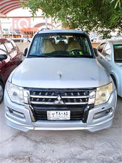 2008 ميتسوبيشي باجيرو