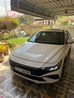 Hyundai Elantra 2024