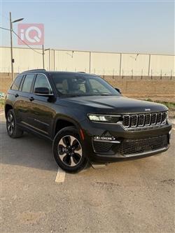 2024 جيب جراند شيروكي