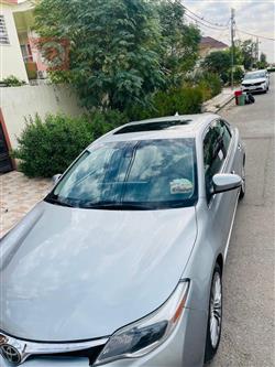 2017 تويوتا أفالون