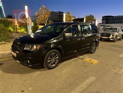 2017 دودج جراند كارافان