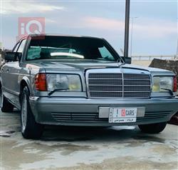 Mercedes-Benz S-Class 1989