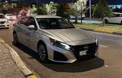 Nissan Altima 2023