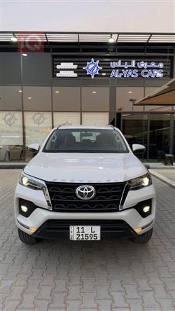 Toyota Fortuner 2024