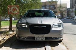 Chrysler 300 2017