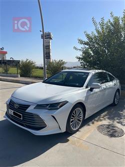 2021 تويوتا أفالون