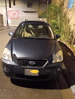 2013 كيا كارينز