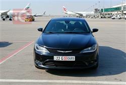 2016 كرايسلر 200