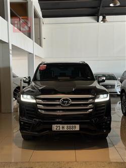 2025 تويوتا لاندكروزر