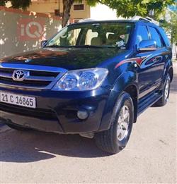 Toyota Fortuner 2008