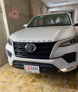 Toyota Fortuner 2023