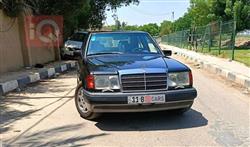 1989 مرسيدس بنز E-Class