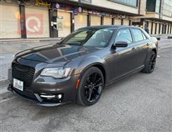 Chrysler 300 2019
