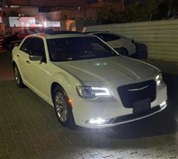 Chrysler 300 2016
