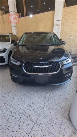 Chrysler Pacifica 2023