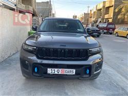 2023 جيب جراند شيروكي