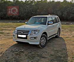 Mitsubishi Pajero 2015