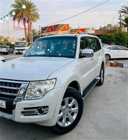 2015 ميتسوبيشي باجيرو