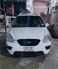 2007 كيا كارينز