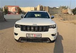 2017 جيب جراند شيروكي