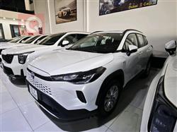 2025 تويوتا كورولا كروس