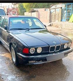 BMW 7-Series 1989