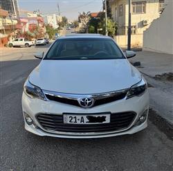 2013 تويوتا أفالون